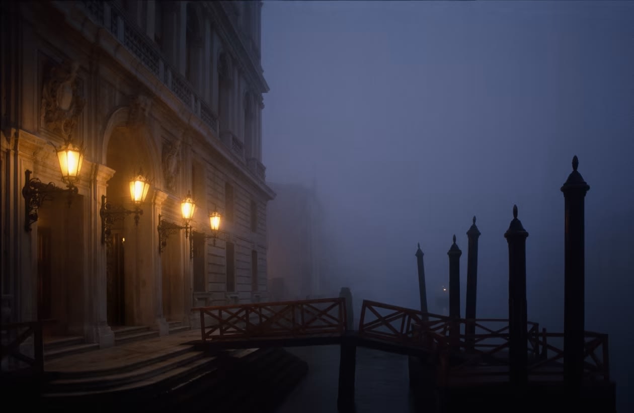 Palazzo Grazzi before dawn