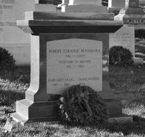 Photo of Robert McNamara's grave